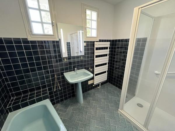 Maison à louer |                                        St-Martin-de-Fressengeas |                                        4 pièces  | 129 m²