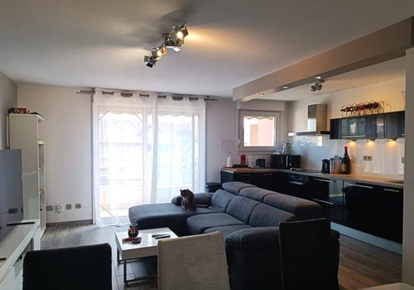 ANNEMASSE - Proche Gare et Ceva - T2 dernier étage