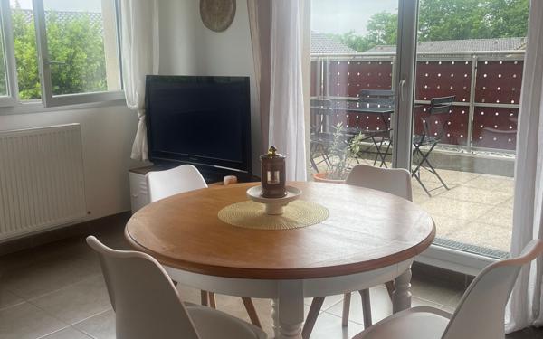 Appartement à louer    2 pièces • 62 m2 Seysses