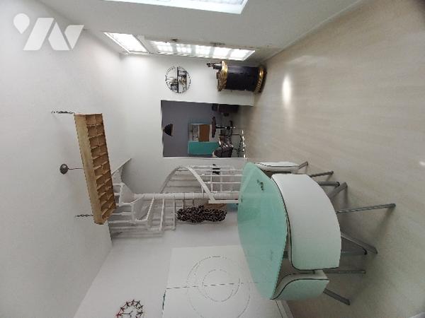 Maison de ville avec deux chambres