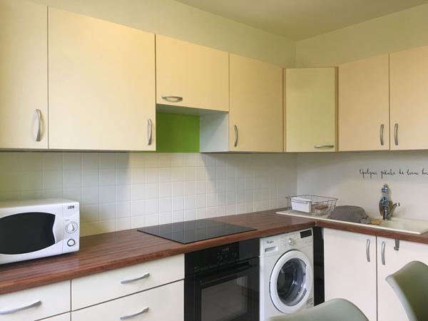 T2 meublé 50 m² - dernier étage - garage - eau/chauffage inclus