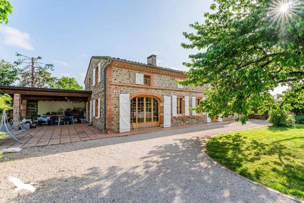 Maison à vendre |  Carbonne |  6 pièces | 260 m²