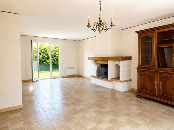 CESTAS - Maison de plain-pied de 95 m² avec garage et beau jardin