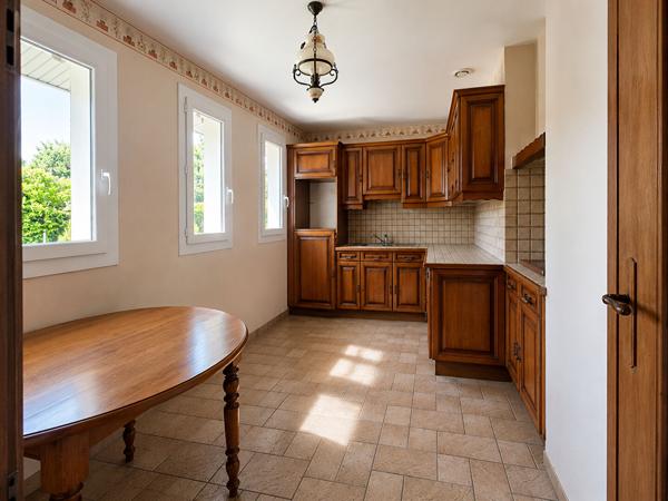 CESTAS - Maison de plain-pied de 95 m² avec garage et beau jardin