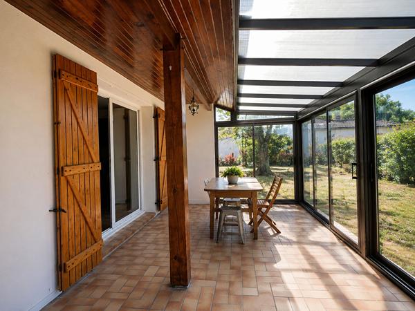 CESTAS - Maison de plain-pied de 95 m² avec garage et beau jardin