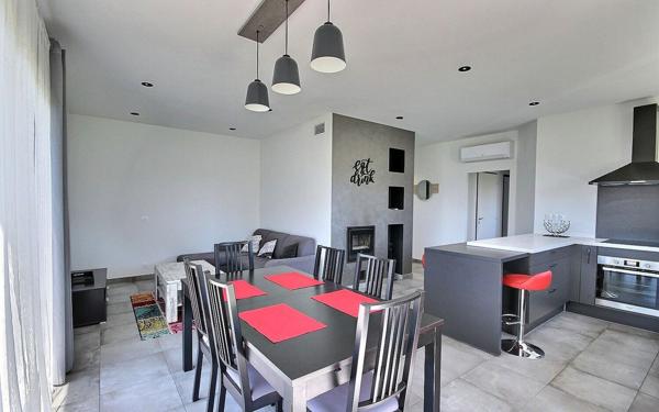 Maison à vendre    4 pièces •  Lescar