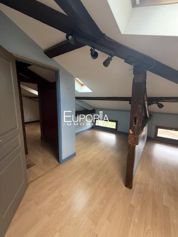 Maison de ville 3 pièces sur 3 niveaux – Villeurbanne