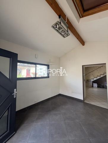 Maison de ville 3 pièces sur 3 niveaux – Villeurbanne