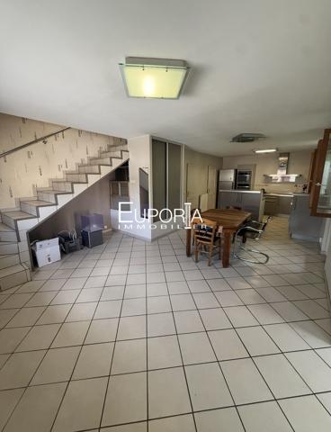 Maison de ville 3 pièces sur 3 niveaux – Villeurbanne