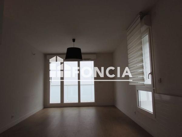 Location Appartement 2 pièces 46.17 m² - 8-10 RUE DES BERGERS Grenoble 38000