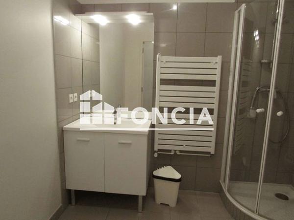 Location Appartement 2 pièces 46.17 m² - 8-10 RUE DES BERGERS Grenoble 38000