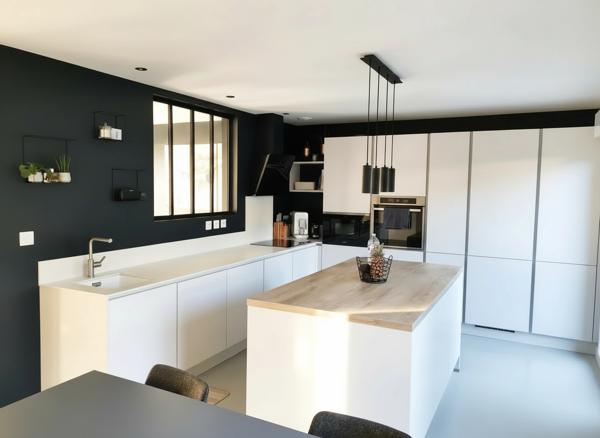 Maison meublée 121 m² - 3 /4 chambres -Terrasse - Location