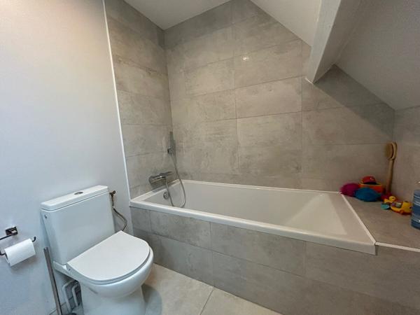 Maison meublée 121 m² - 3 /4 chambres -Terrasse - Location