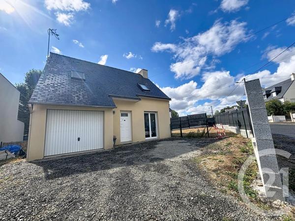 Maison à vendre  5 pièces - 85 m 2   PLOUMAGOAR  - 22