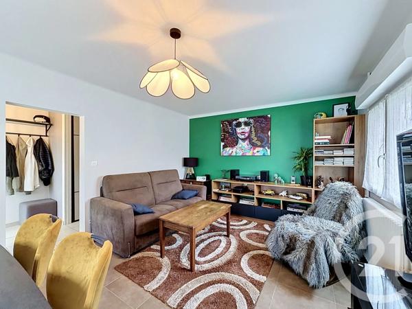 Maison à vendre  5 pièces - 85 m 2   PLOUMAGOAR  - 22