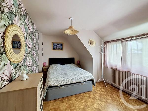 Maison à vendre  5 pièces - 85 m 2   PLOUMAGOAR  - 22
