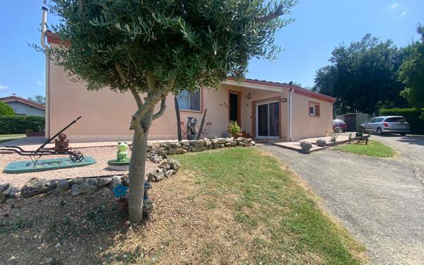 Maison à vendre    5 pièces •  Réalville