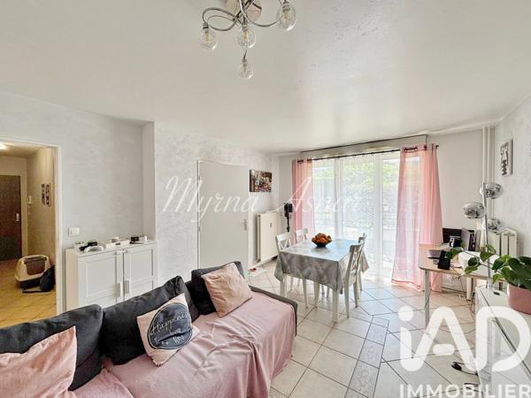 Appartement à vendre 3 pièces 57 m² Évry-Courcouronnes