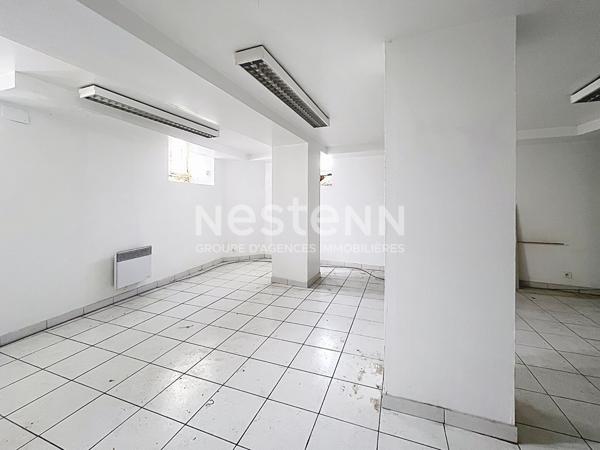 Local commercial Lucon 44 m2 environ