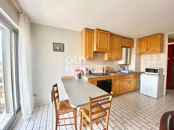 A louer à l'année - Appartement STUDIO - Canet en Roussillon - Stationnement