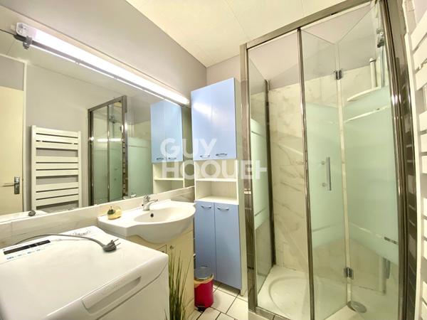 A louer à l'année - Appartement STUDIO - Canet en Roussillon - Stationnement