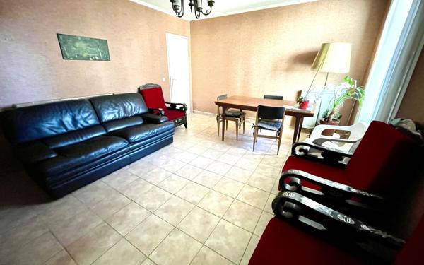 Appartement à vendre    5 pièces • 92,09 m2 Marseille 10