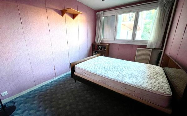 Appartement à vendre    5 pièces • 92,09 m2 Marseille 10