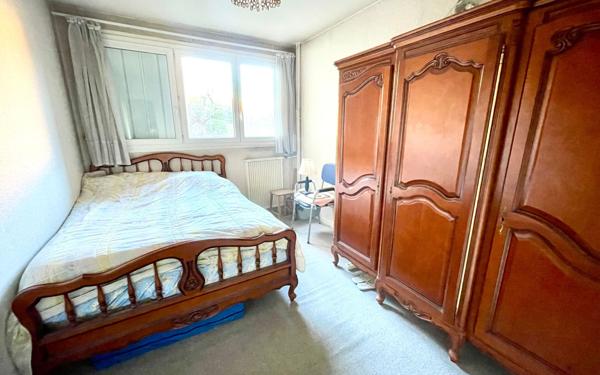 Appartement à vendre    5 pièces • 92,09 m2 Marseille 10