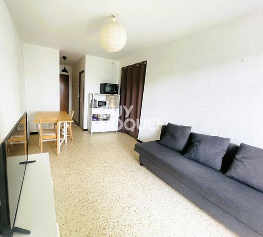 CARNON - MAUGUIO  Studio cabine 23m2  avec loggia 3.60m2 à 50 mètres de la plage