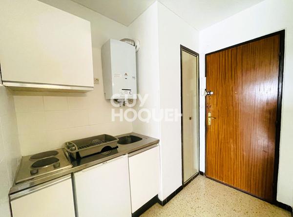 CARNON - MAUGUIO  Studio cabine 23m2  avec loggia 3.60m2 à 50 mètres de la plage