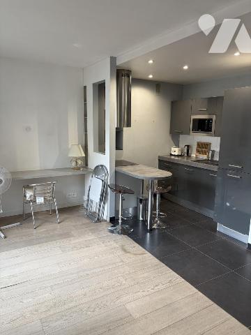 Appartement une pièce, secteur Ménilmontant