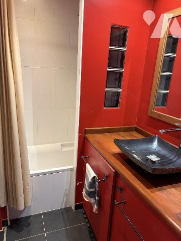 Appartement une pièce, secteur Ménilmontant