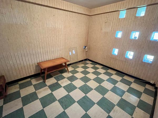 LUCON 85400 AU CALME ET PROCHE TOUTES COMMODITES AGREABLE MAISON 4 CHAMBRES AVEC ANNEXE SUR 1000M²