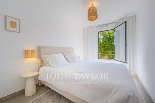Mougins – Penthouse d'exception avec rooftop privé de plus de 100 m²
