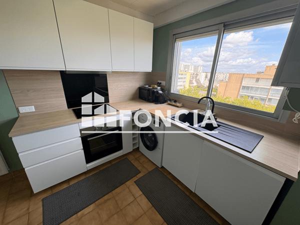 Location Appartement meublé 4 pièces 79.15 m² - 7 RUE ROQUEFEUIL Brest 29200