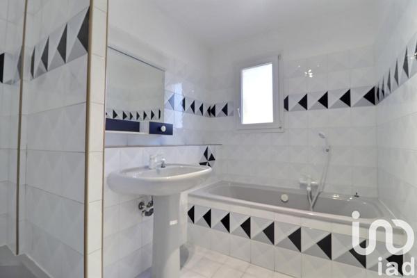 Maison traditionnelle 5 pièces de 125 m² à La Ciotat (13600)