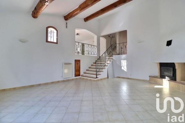 Maison traditionnelle 5 pièces de 125 m² à La Ciotat (13600)