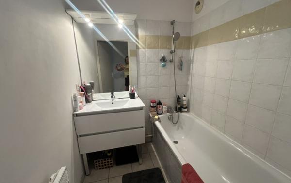 Vente Appartement P3 P2 BIS AVEC BALCON Saint-gilles