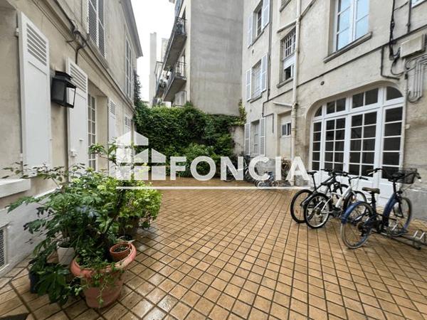 Appartement 3 pièces T3 F3 42.97 m² à Versailles 78000 à vendre