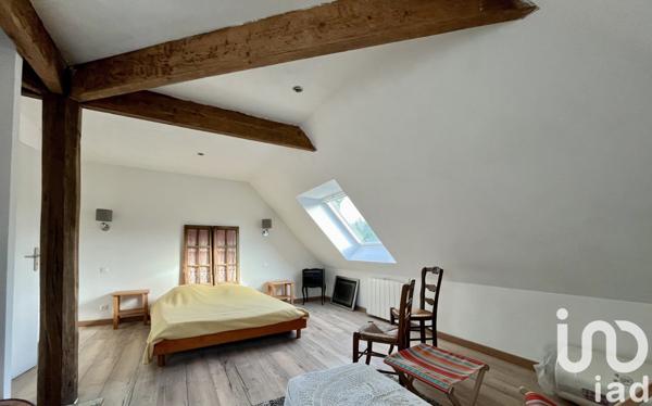 Maison 10 pièces de 250 m² à Loguivy-Plougras (22780)