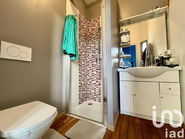 Maison 10 pièces de 250 m² à Loguivy-Plougras (22780)