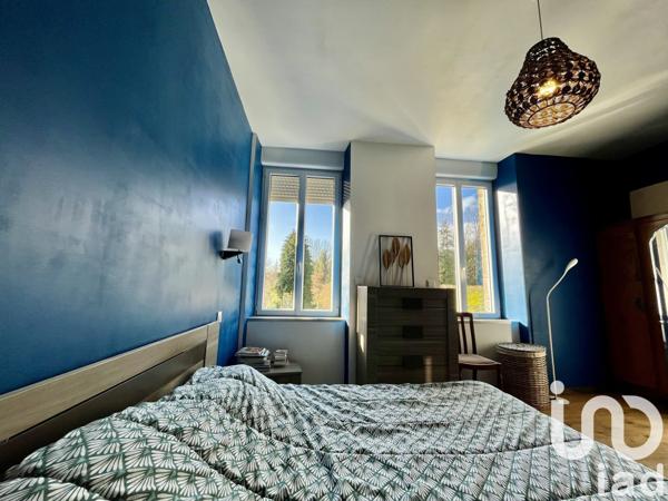 Maison 10 pièces de 250 m² à Loguivy-Plougras (22780)