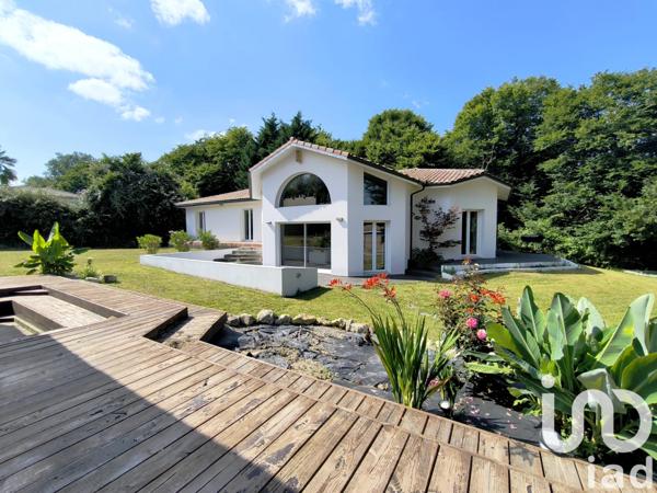 Maison à vendre 4 pièces 185 m² Sadirac