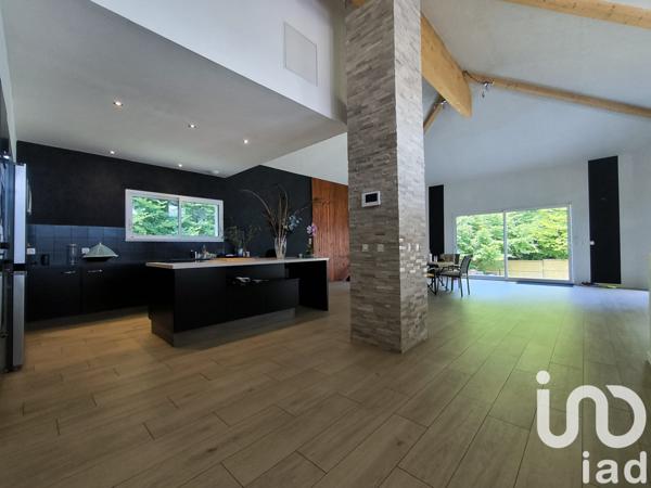 Maison à vendre 4 pièces 185 m² Sadirac