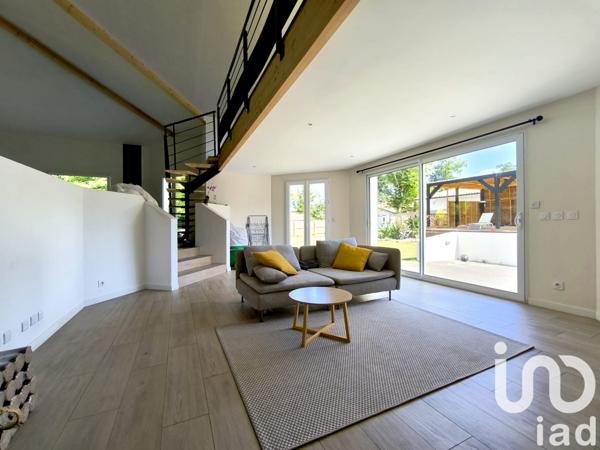 Maison à vendre 4 pièces 185 m² Sadirac