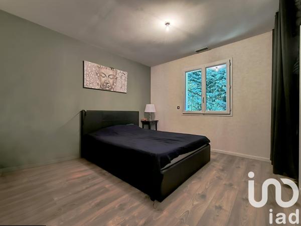 Maison à vendre 4 pièces 185 m² Sadirac