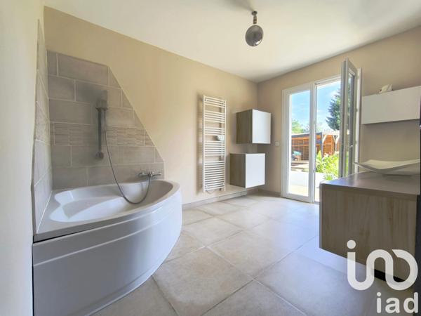 Maison à vendre 4 pièces 185 m² Sadirac