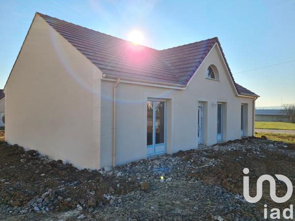 Maison 5 pièces de 100 m² à Courlon-sur-Yonne (89140)
