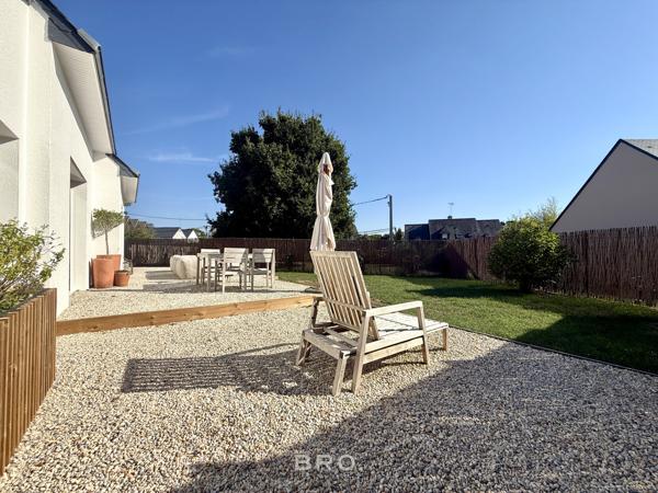 ARRADON - MOUSTOIR - MAISON RÉNOVÉ 115 M2 - VIE DE PLAIN PIED- 4 CHAMBRES- 602 M2 DE TERRAIN- DOUBLE GARAGE