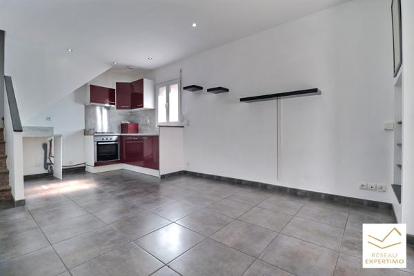 Le logis neuf (13190) MAISON T2 RENOVEE AVEC TERRASSE ET PLACE DE PARKING SANS CHARGES